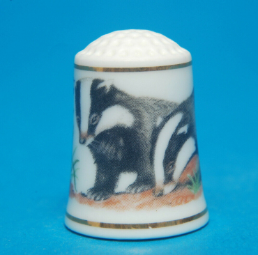 Franklin-Baby-Animals-of-The-World-Badgers-China-Thimble-B181-163658072117